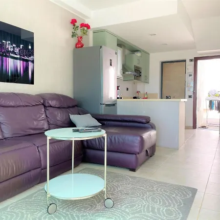 With Great Views And Pool *