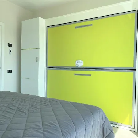 With Great Views And Pool Apartment *